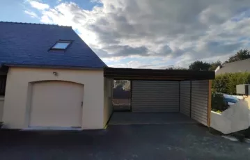 Carport voiture en bois ou alu à Surzur dans le Morbihan